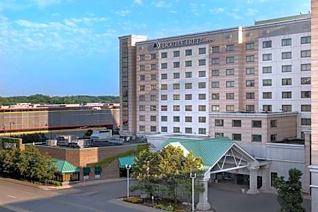 DoubleTree by Hilton Hotel Chicago O'Hare Airport - Rosemont