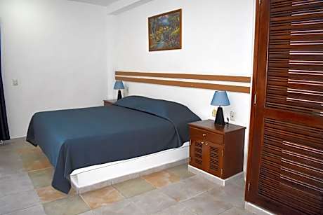 King Room with Pool View