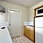Knox International Hotel and Apartments