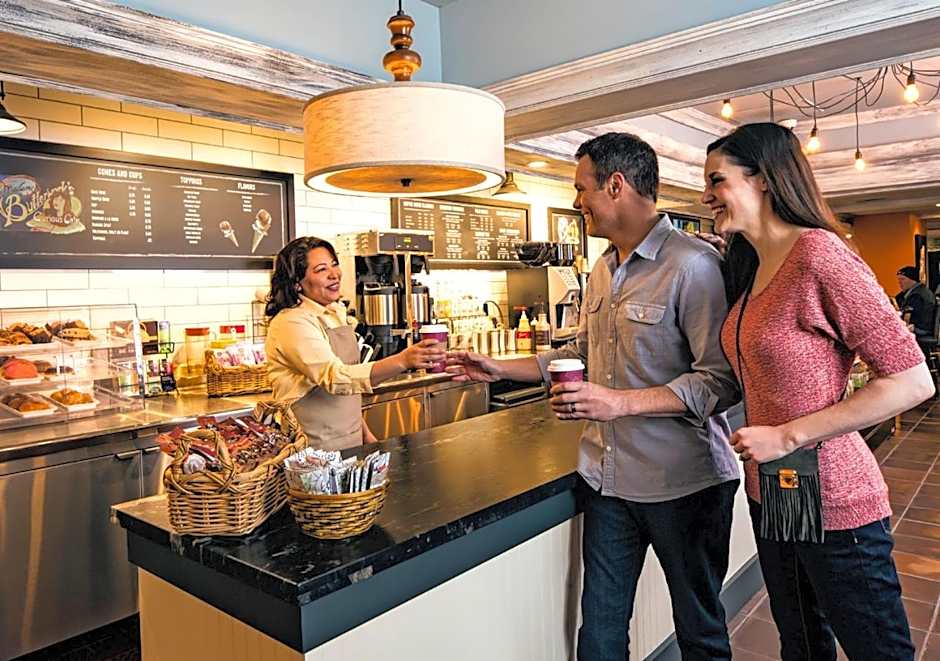 Circus Circus Reno - A Caesars Rewards Destination