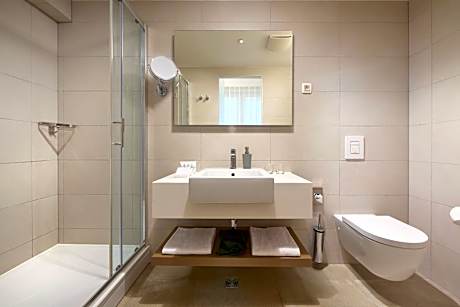 Junior Suite with Balcony and Partial Sea View