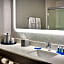 Holiday Inn Express & Suites El Paso I-10 East By IHG