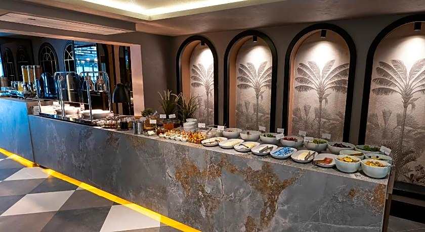 The New Hotel Zeybek