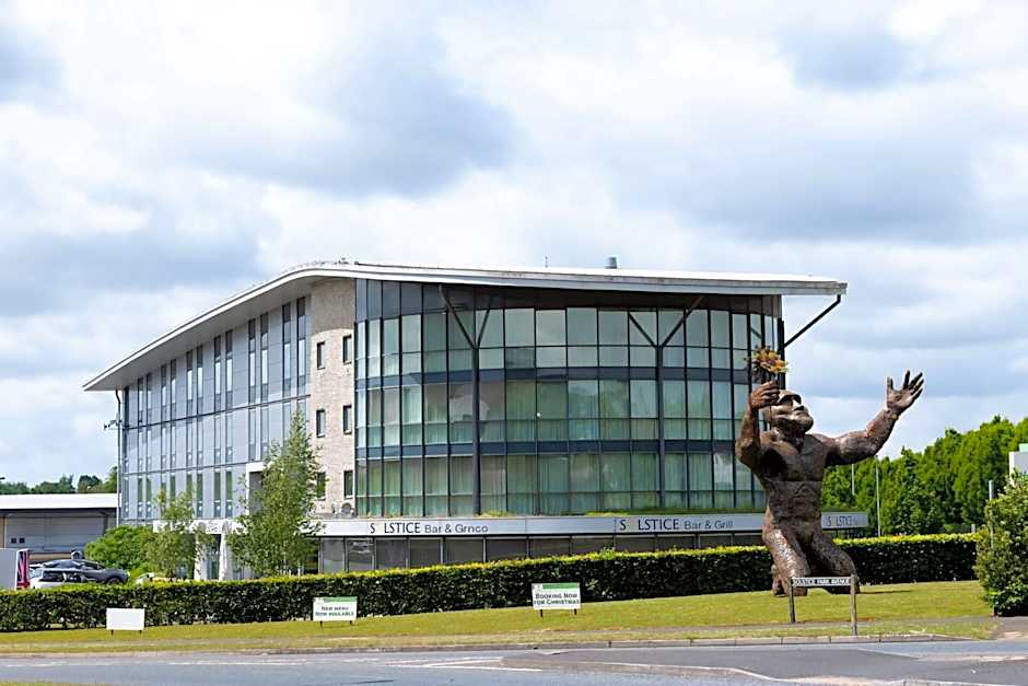 Holiday Inn Salisbury-Stonehenge By IHG