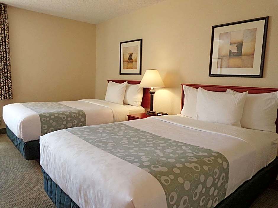 La Quinta Inn & Suites by Wyndham Albuquerque Journal Ctr Nw