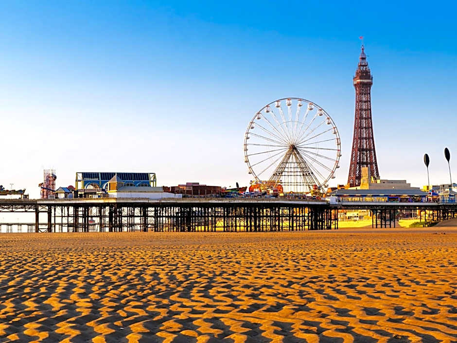 The Royal Alexandra Hotel by Compass Hospitality