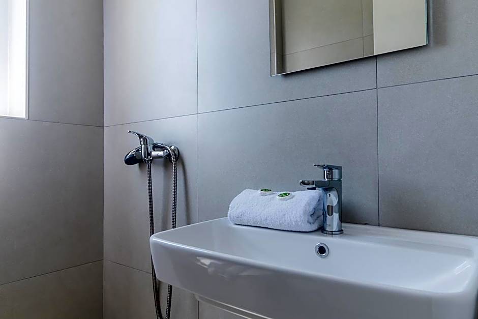 Sunflower Apartments & Studios