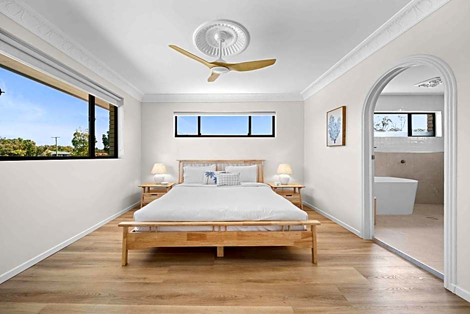 Bribie Beach House with Pool - Walk to Surf & Shops