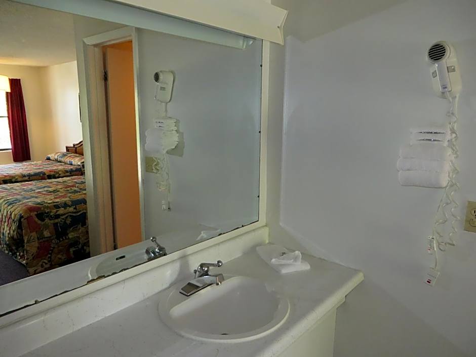 Scottish Inns Motel - Osage Beach