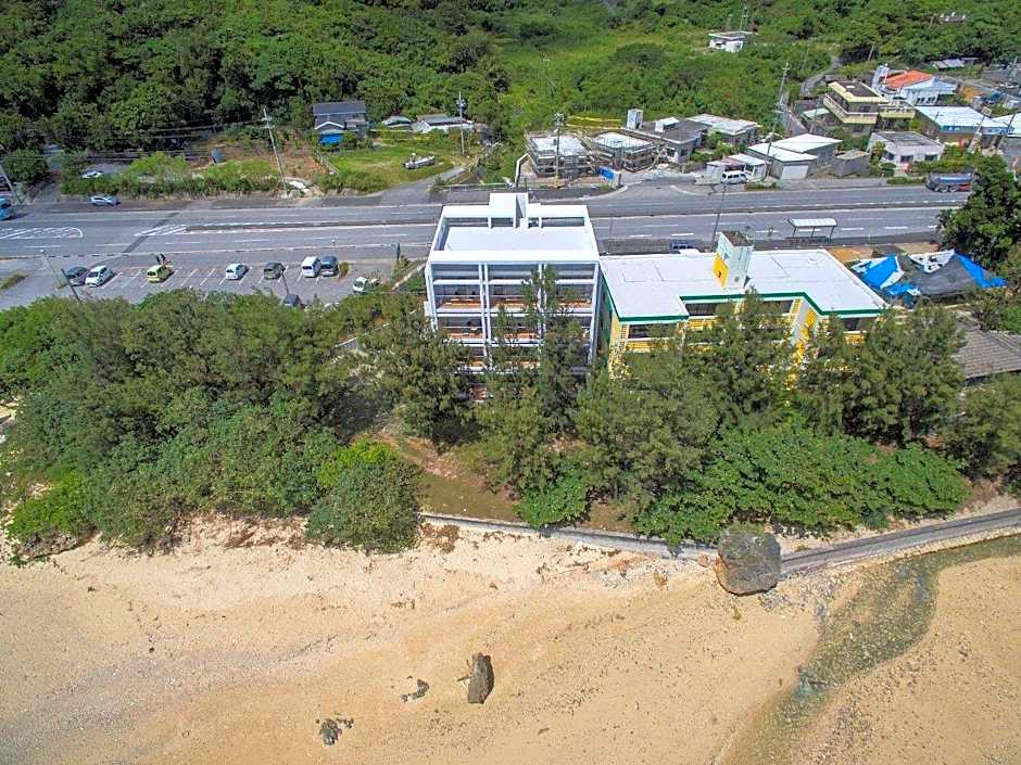 Hotel & Restaurant On the Beach Lue