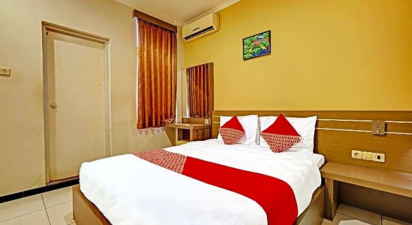 OYO 389 Sky Guesthouse