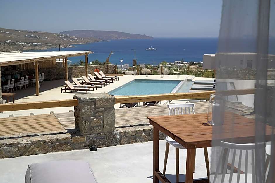 Myconian Crown Suites
