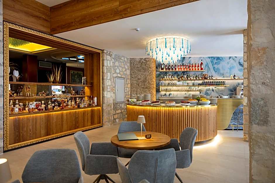Hotel Caravel
