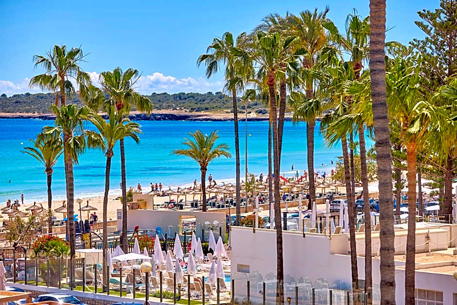 Universal Hotel Bikini