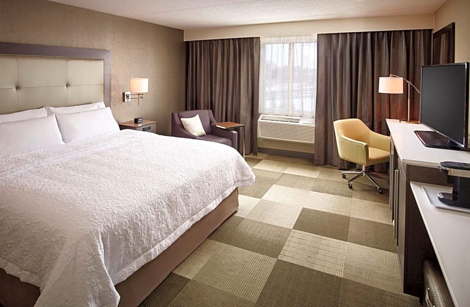 Hampton Inn by Hilton Sarnia-Point Edward
