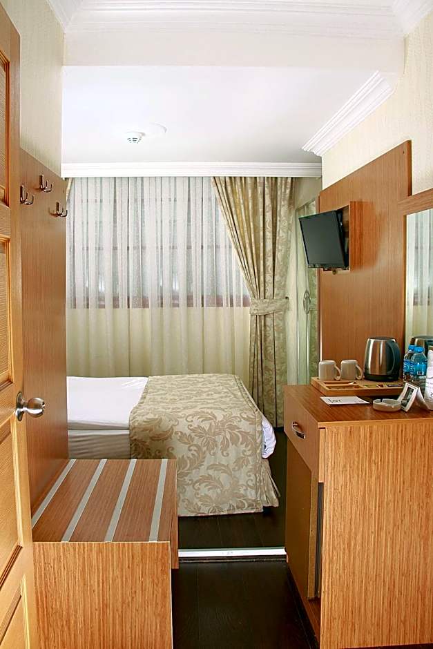 Kozan City Hotel