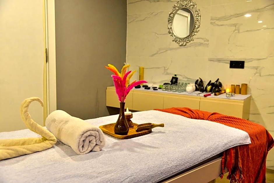 Zeynel Hotel