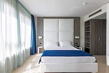 Suite with Sea View