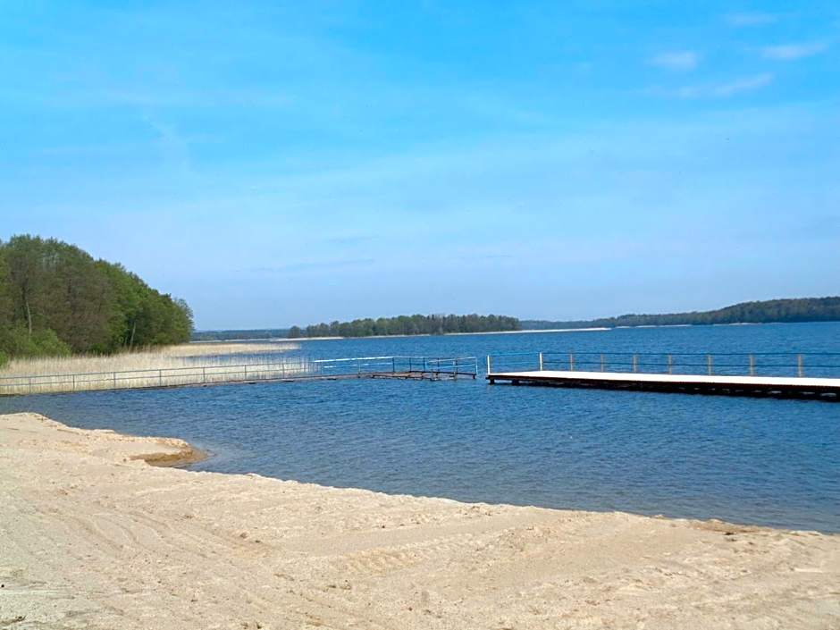 OW Inter Piast Kalbornia - z własną plażą z kąpieliskiem i przystanią