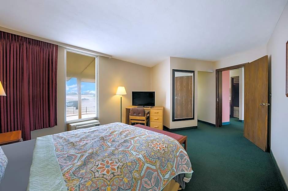 Travelodge by Wyndham Oakley