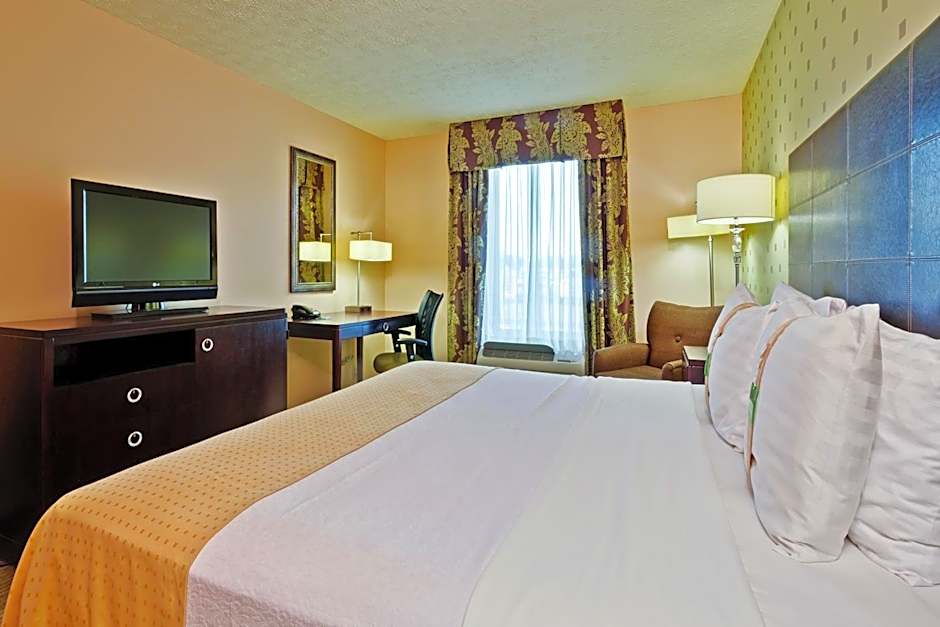 Holiday Inn Bloomington By IHG