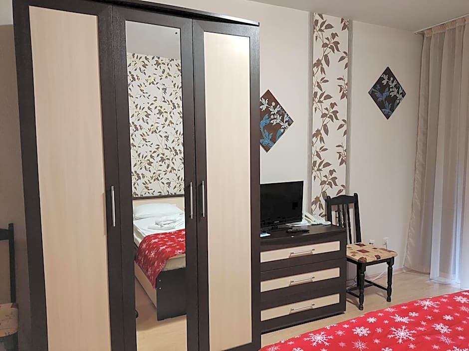 Студио в Хотел Айсберг