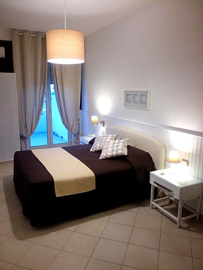 Mini Hotel - Angolo Di Paradiso -