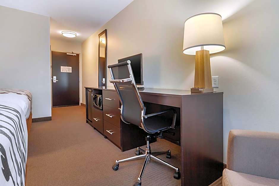Sleep Inn & Suites Devils Lake