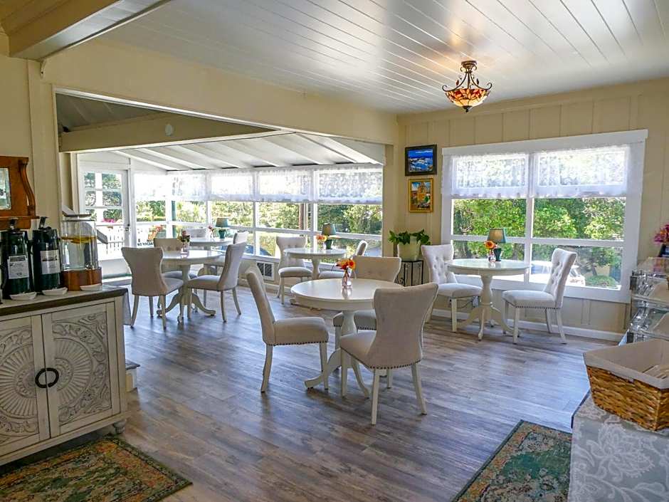 Carmel Green Lantern Inn