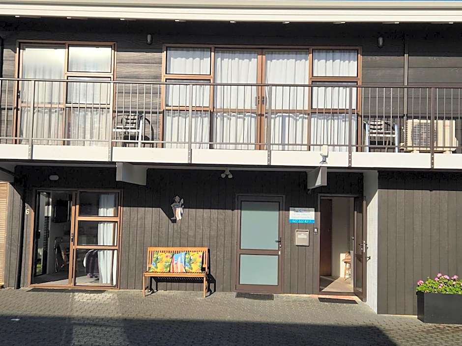 Blue Marlin Apartments