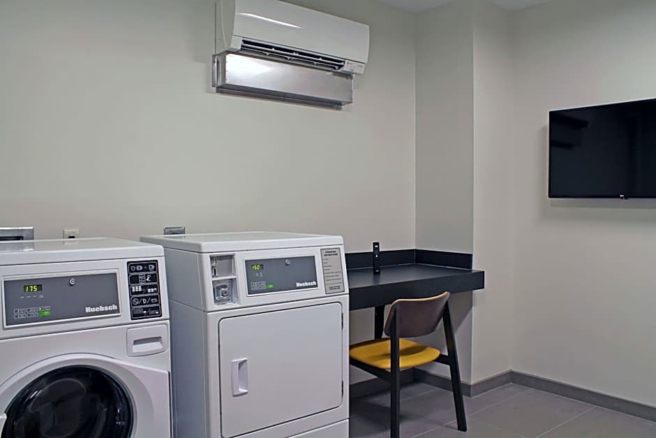 Fairfield Inn and Suites by Marriott St. Louis South