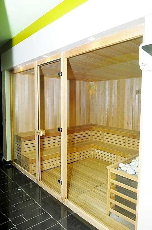 Silver Springs Hotel Uganda