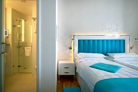 Suite with Balcony - Annex