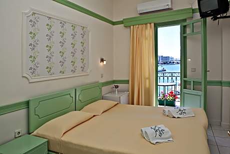Double Room with Balcony and Sea View