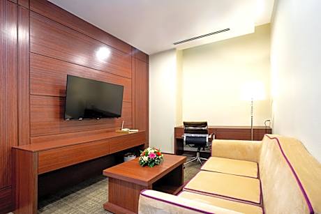 Executive King Suite