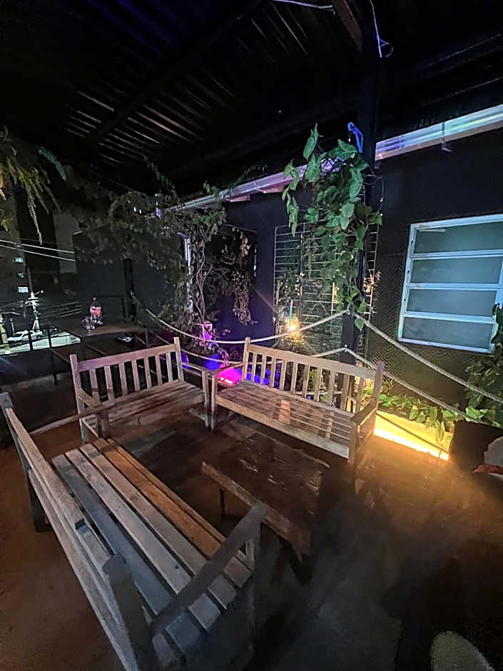 Esquina 8 Suítes Confort & Hostel