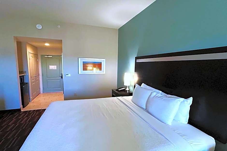 Wyndham Garden Lancaster CA