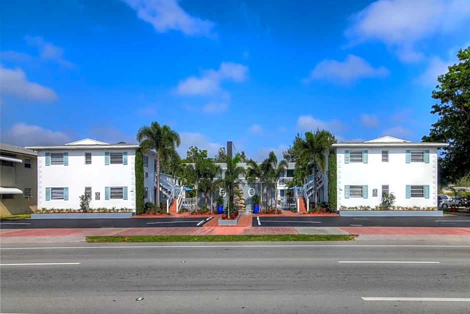 May-Dee Suites in Florida