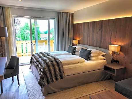 Alpenhof Panorama Single Room