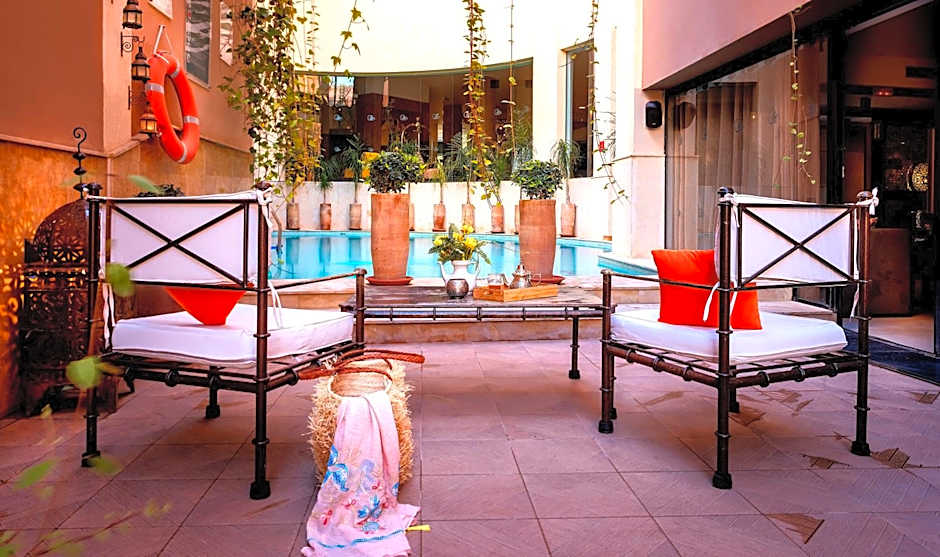 Dellarosa Boutique Hotel