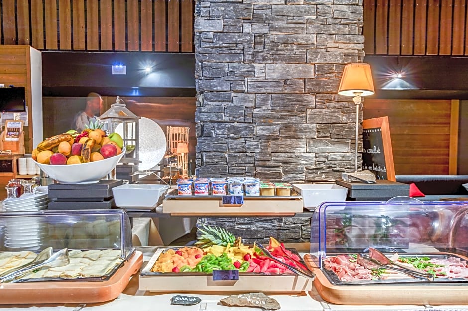 SOWELL COLLECTION Marmotel