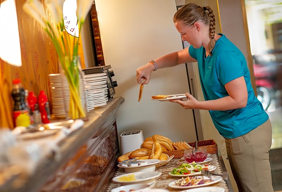 Little Diamond Hotel