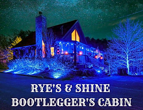 Ryes and Shine Bootlegger's Cabin! Hot Tub* Pool* Arcade* Billiards *EV * Pet Friendly