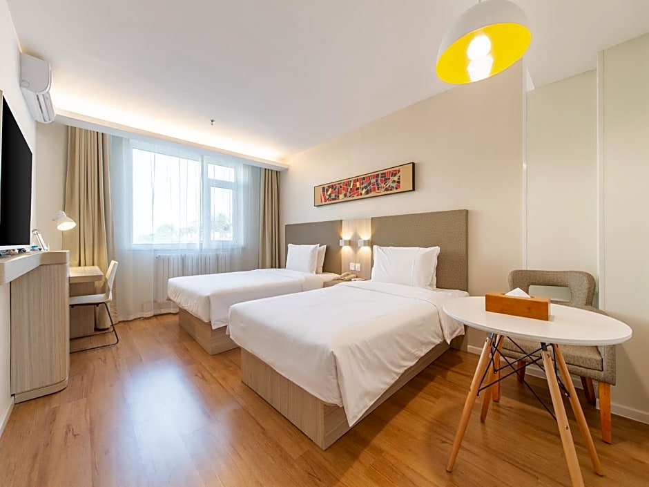 Hanting Hotel Dalian Nanshidao Street