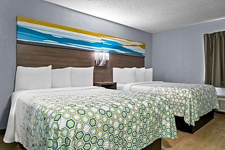 Studio Room with Two Queen Beds Non-Smoking