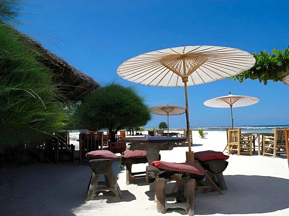 Malibu Beach Bungalows