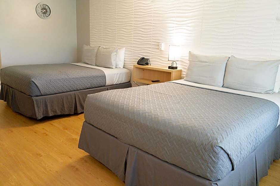 Disney 12 minutes for family, Pool and parking FREE