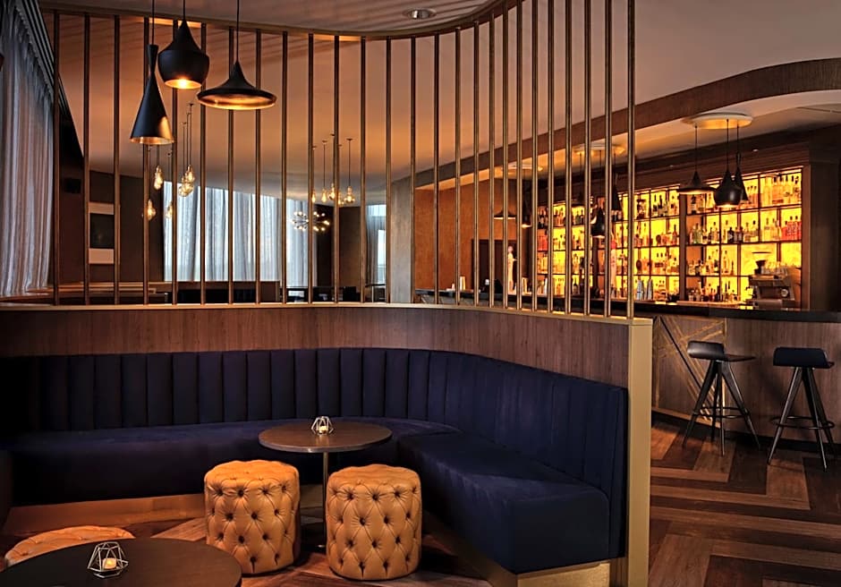 DoubleTree By Hilton Hull