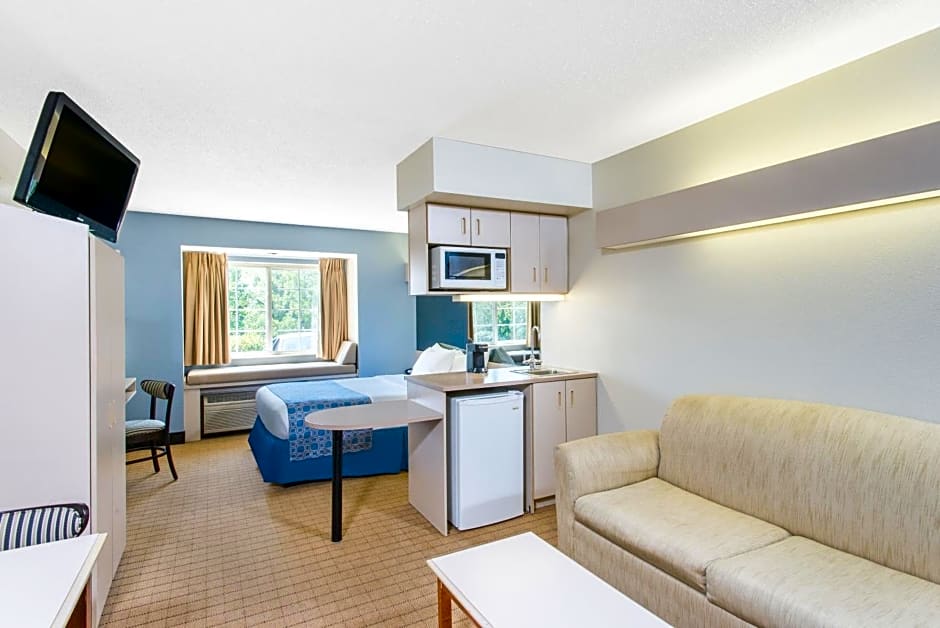 Microtel Inn & Suites by Wyndham