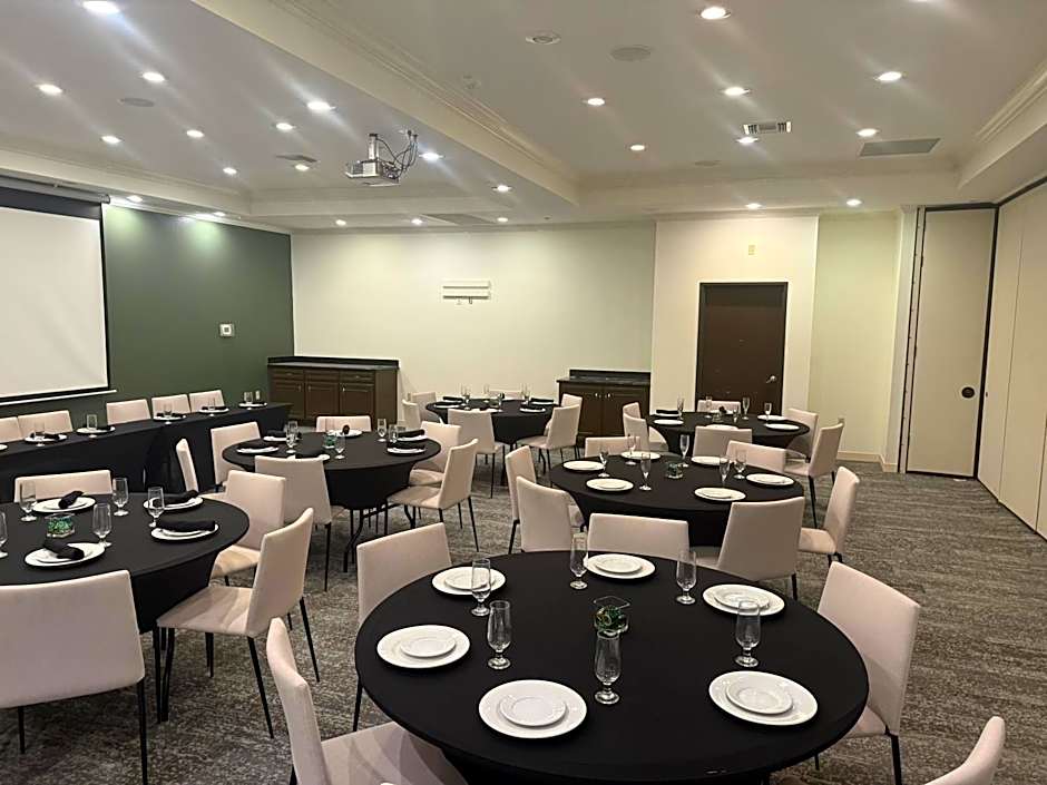 Wyndham Lake Charles